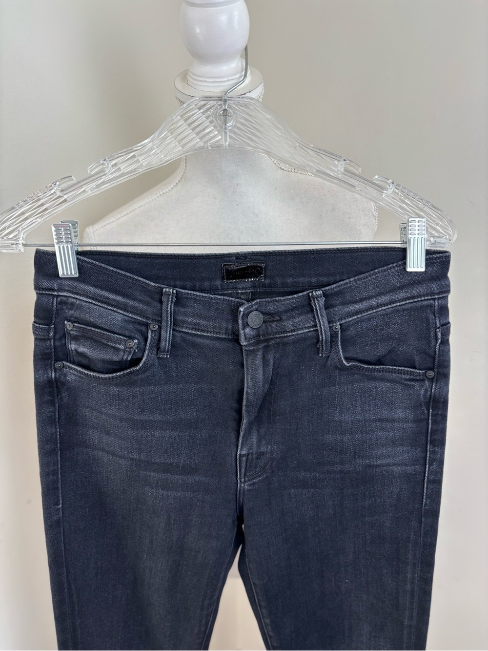 Mother the Weekender Flared Jeans In Deep End Size 28 - Picture 4 of 10